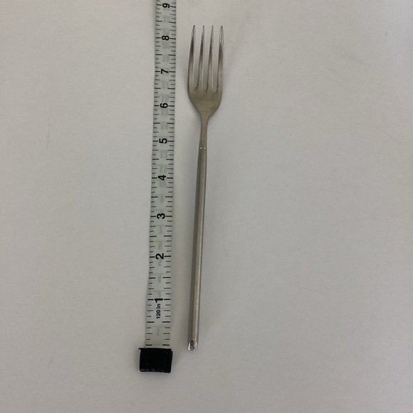 Guy Degrenne Flatware Set of 3 Long Forks - Picture 10 of 12